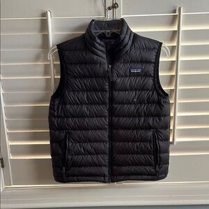 Kids Patagonia Black Quilted Vest